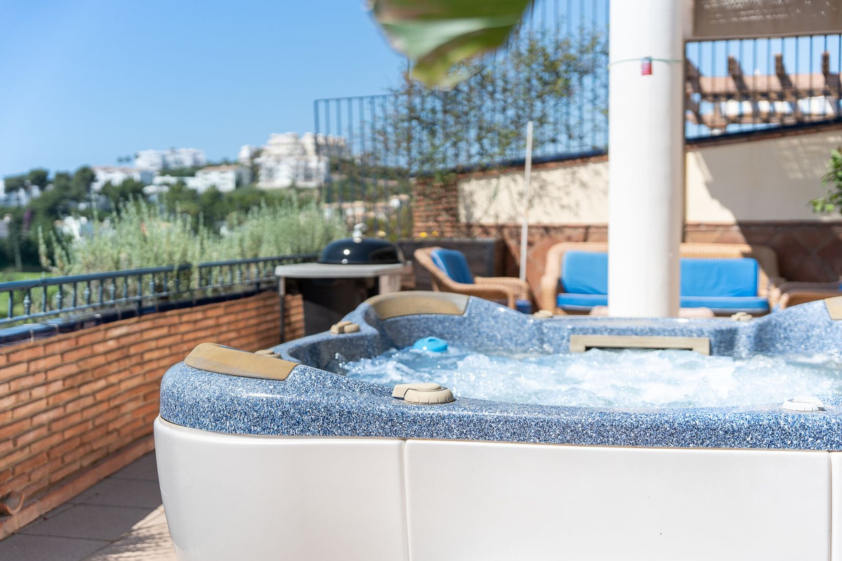 3 Bed Apartment for sale in Riviera Del Sol Costa Del Sol, Málaga, Spain