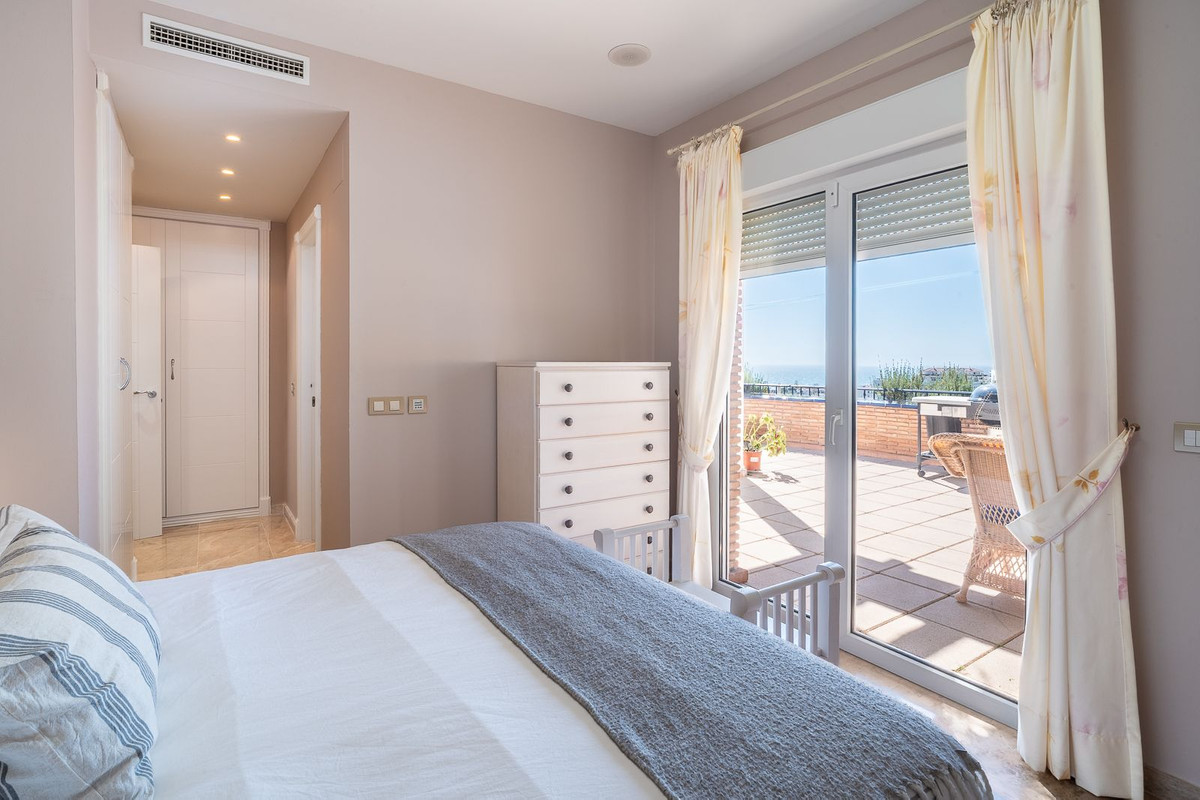 3 Bed Apartment for sale in Riviera Del Sol Costa Del Sol, Málaga, Spain