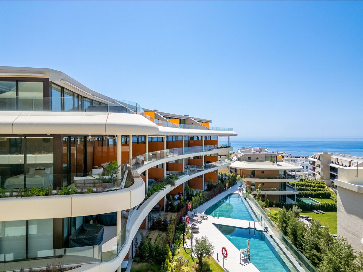 2 Bed Apartment for sale in Fuengirola Costa Del Sol, Málaga, Spain