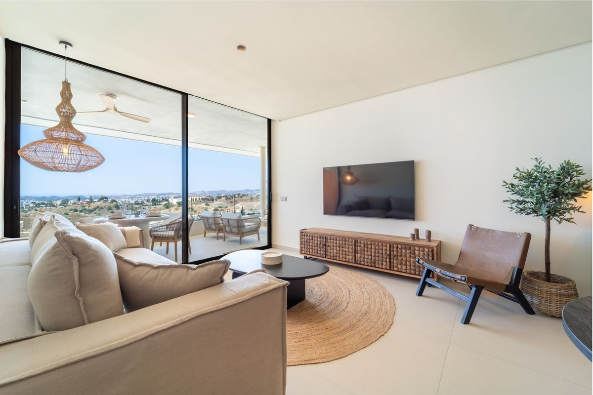 2 Bed Apartment for sale in Fuengirola Costa Del Sol, Málaga, Spain
