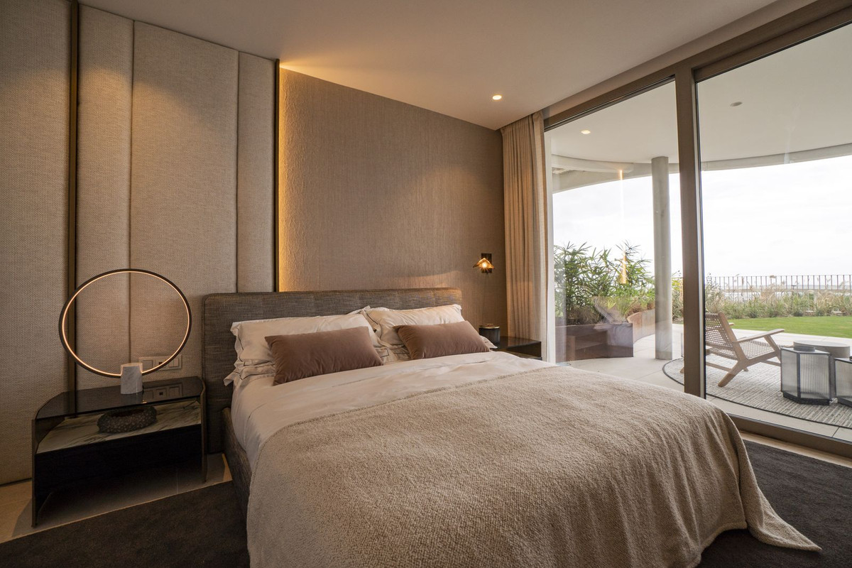 3 Bed Apartment for sale in La Quinta Costa Del Sol, Málaga, Spain