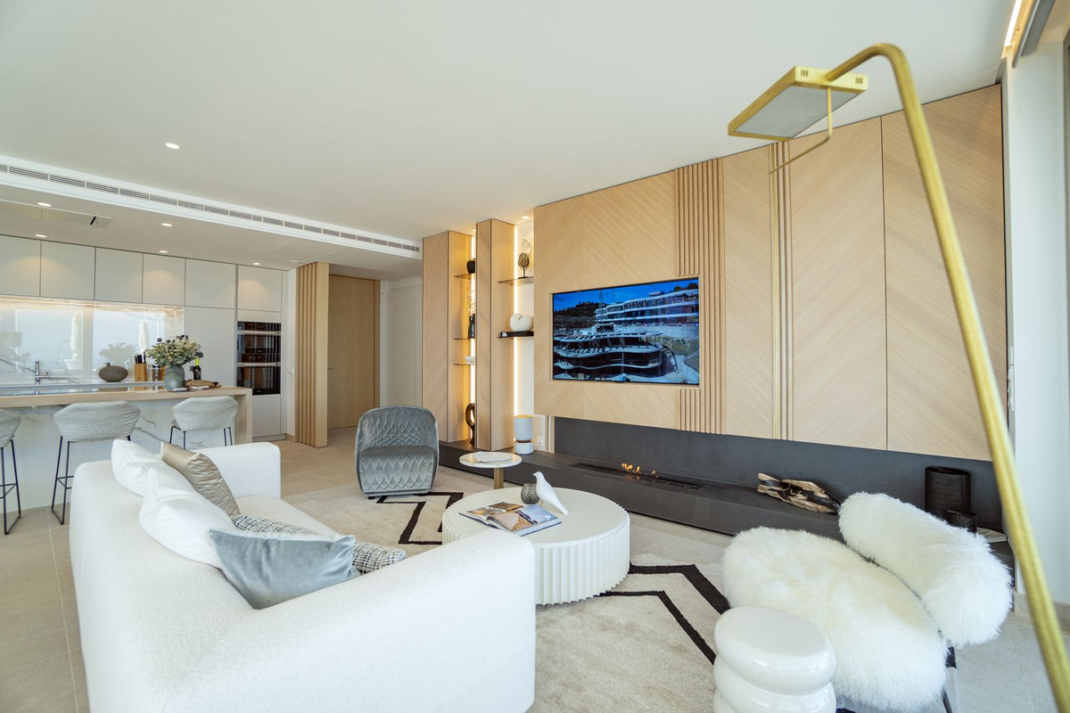 3 Bed Apartment for sale in La Quinta Costa Del Sol, Málaga, Spain