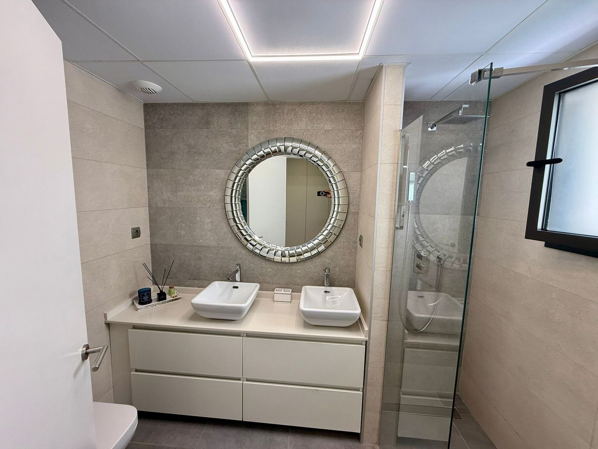 2 Bed Apartment for sale in La Alcaidesa Costa Del Sol, Cádiz, Spain