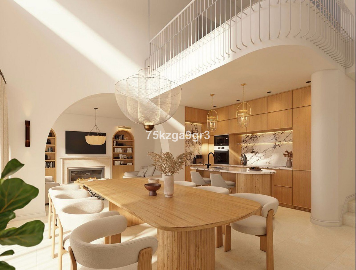 Se vende Villa - Chalet de 4 dormitorios en Costa Del Sol, Málaga, España