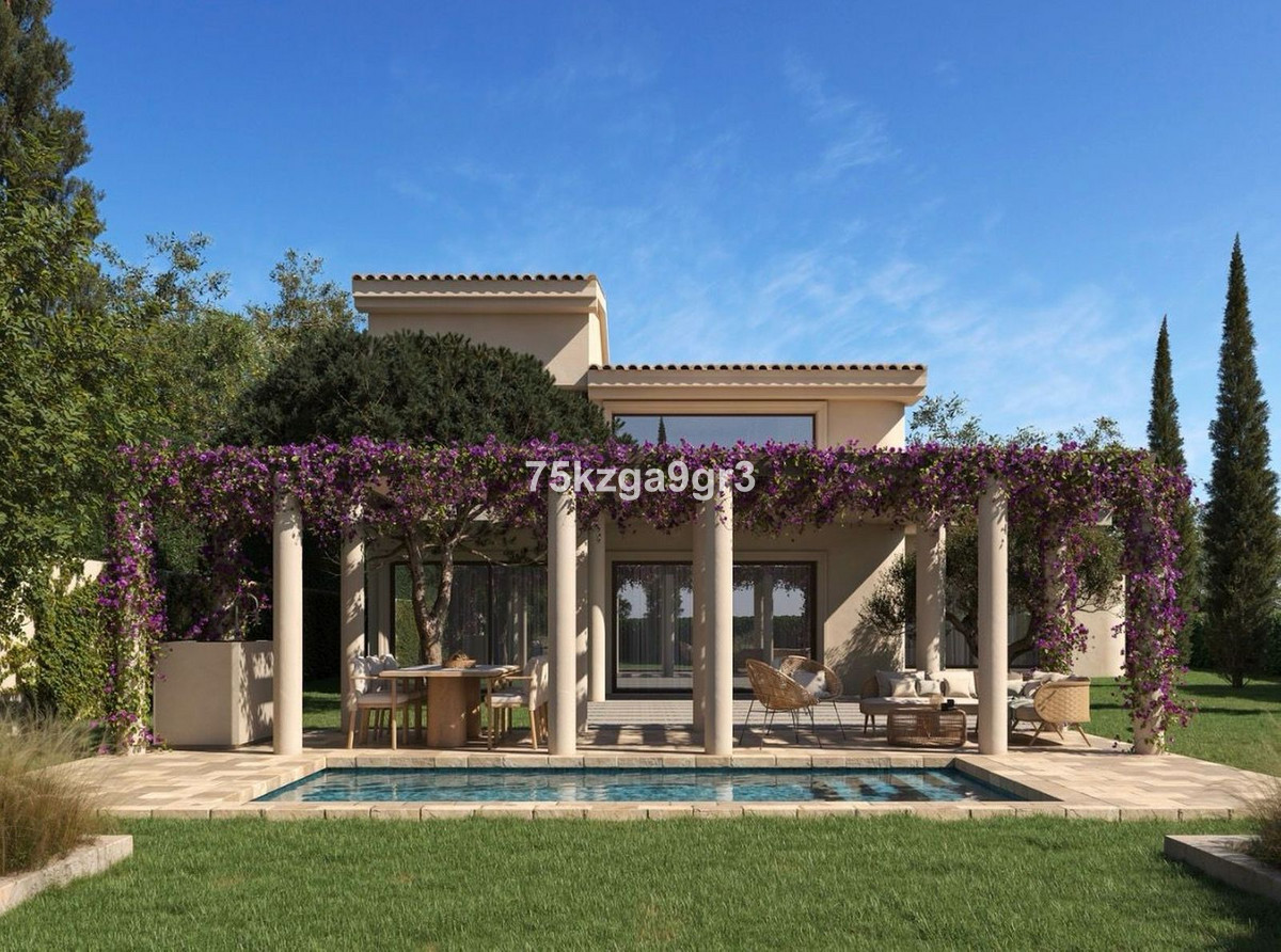 Se vende Villa - Chalet de 4 dormitorios en Costa Del Sol, Málaga, España