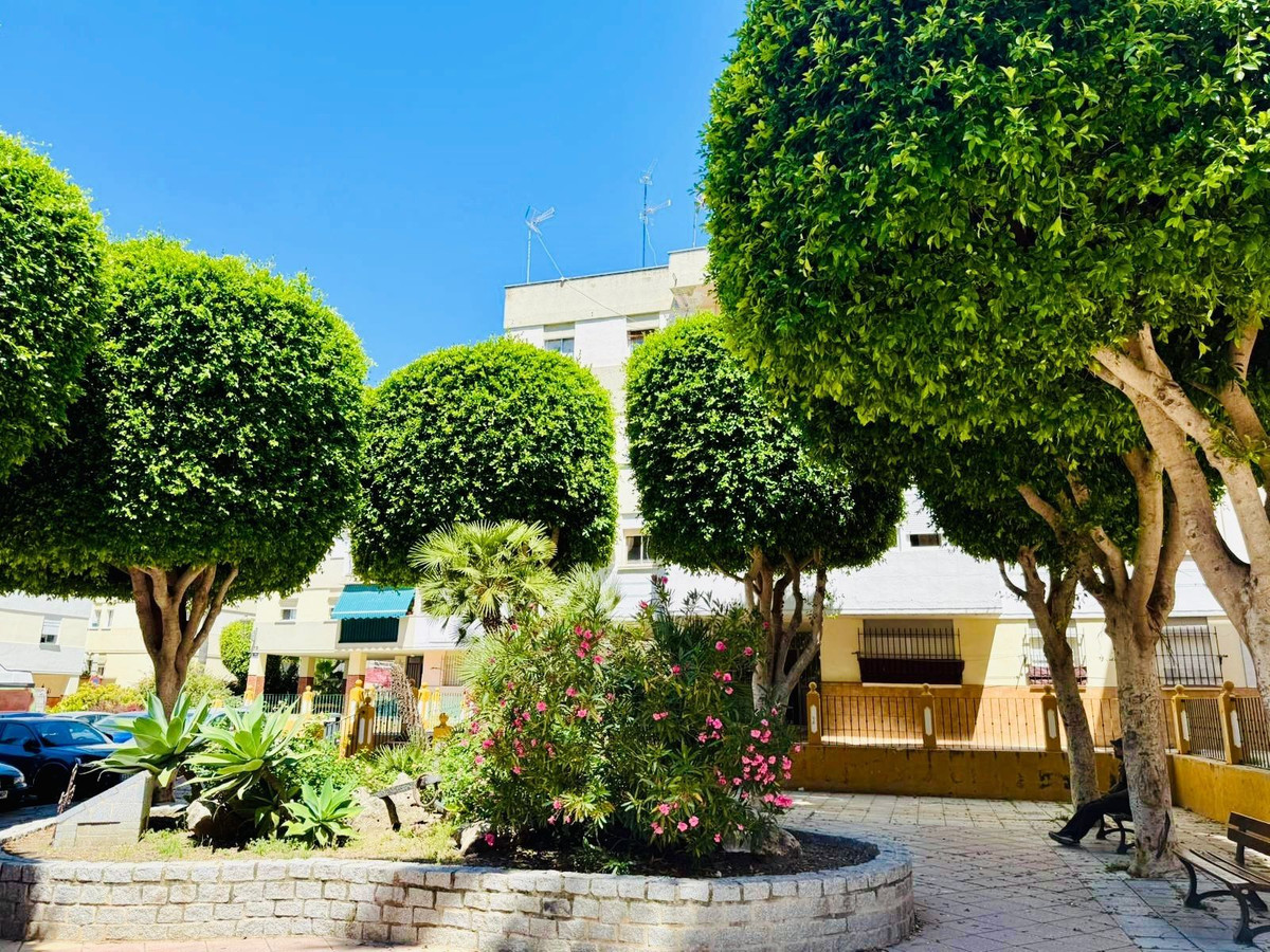 Se vende Apartamento Planta Media de 3 dormitorios en Costa Del Sol, Málaga, España
