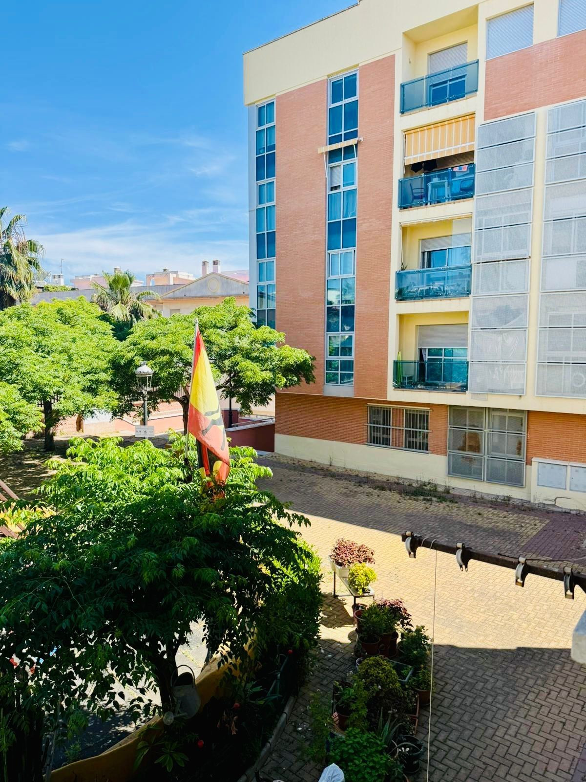 Se vende Apartamento Planta Media de 3 dormitorios en Costa Del Sol, Málaga, España
