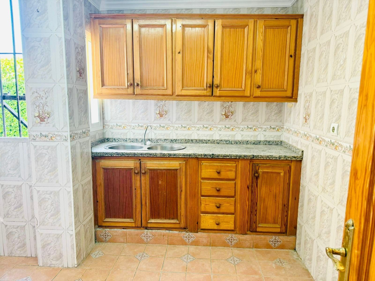 Se vende Apartamento Planta Media de 3 dormitorios en Costa Del Sol, Málaga, España