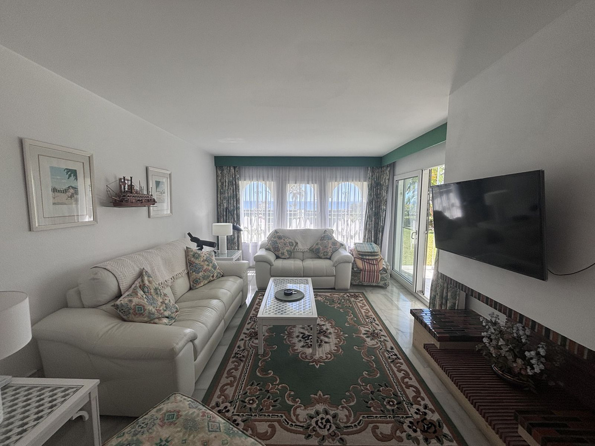 2 Bed Apartment for sale in Mijas Costa Costa Del Sol, Málaga, Spain