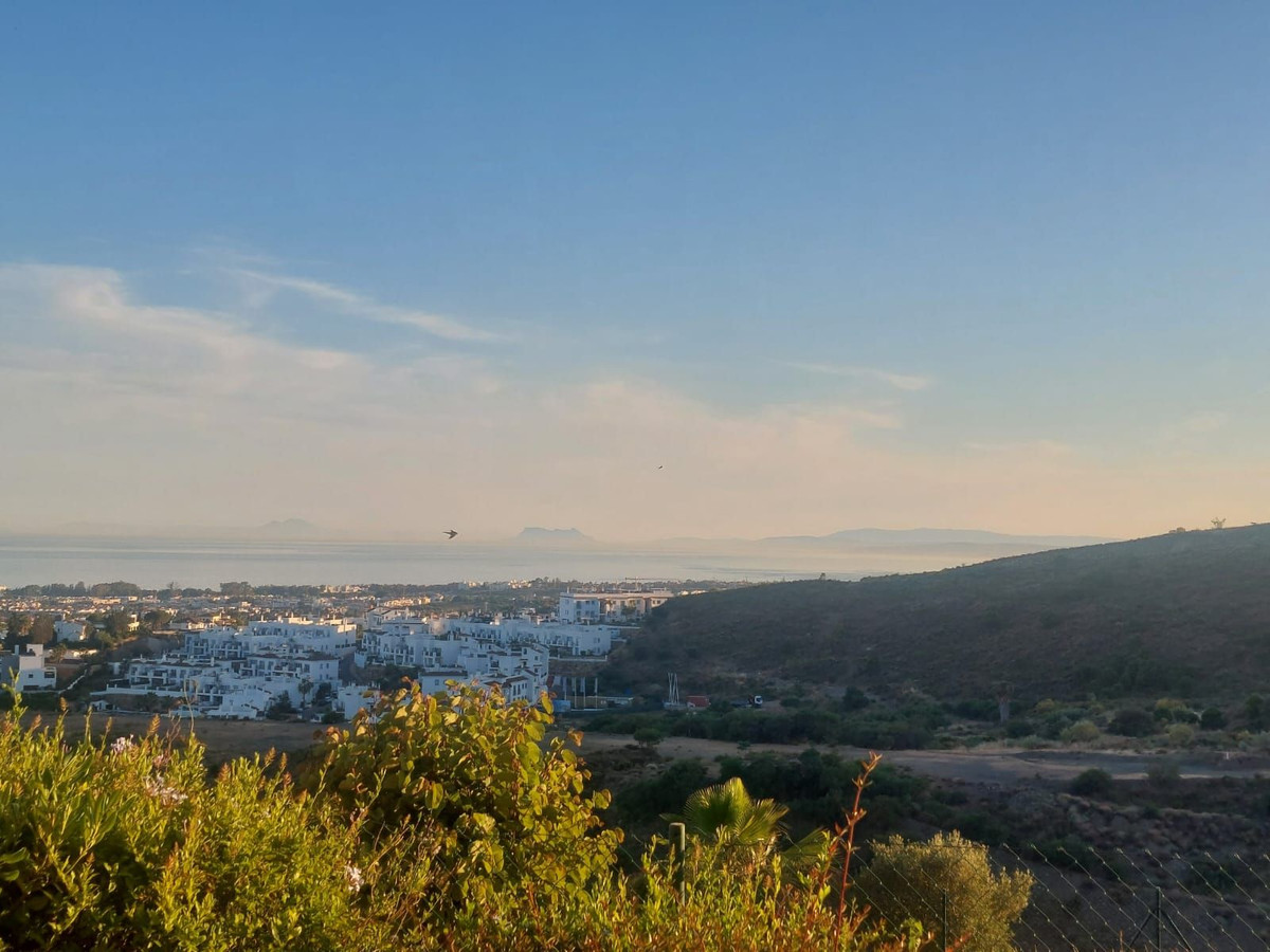 2 Bed Apartment for sale in Benahavís Costa Del Sol, Málaga, Spain