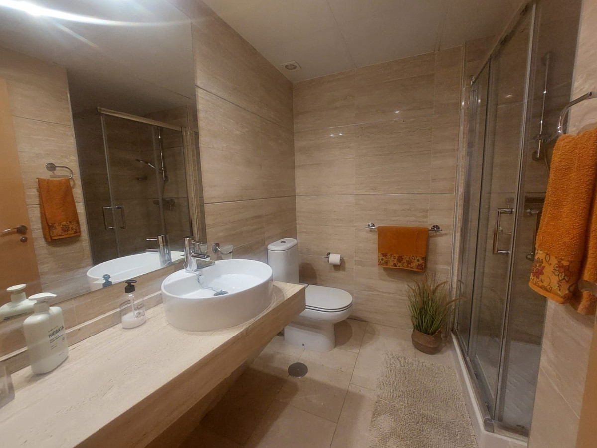 2 Bed Apartment for sale in Benahavís Costa Del Sol, Málaga, Spain