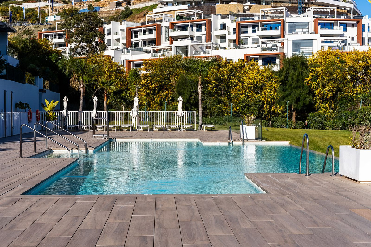 2 Bed Apartment for sale in La Quinta Costa Del Sol, Málaga, Spain