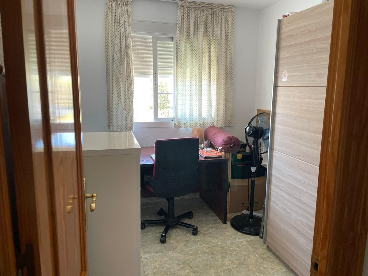 4 Bed Apartment for sale in San Pedro De Alcántara Costa Del Sol, Málaga, Spain