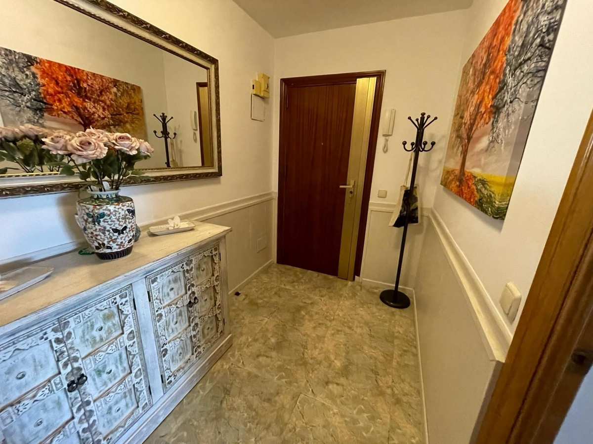4 Bed Apartment for sale in San Pedro De Alcántara Costa Del Sol, Málaga, Spain
