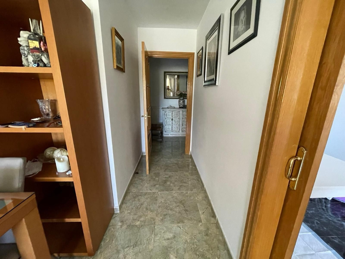 4 Bed Apartment for sale in San Pedro De Alcántara Costa Del Sol, Málaga, Spain