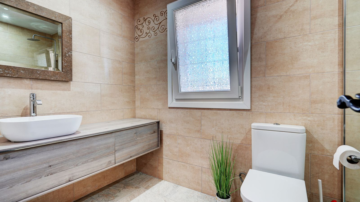 4 Bed Townhouse for sale in Calahonda Costa Del Sol, Málaga, Spain