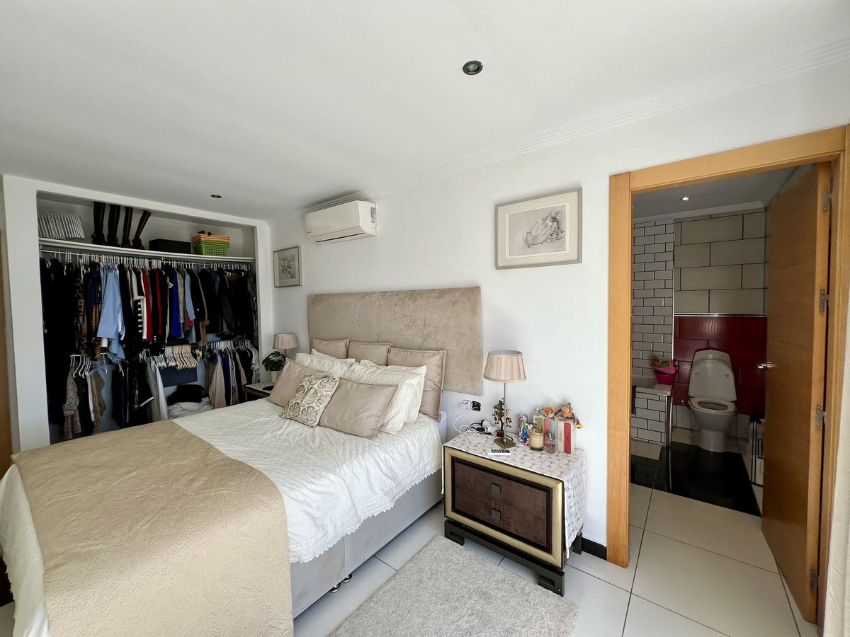 5 Bed Townhouse for sale in El Chaparral Costa Del Sol, Málaga, Spain