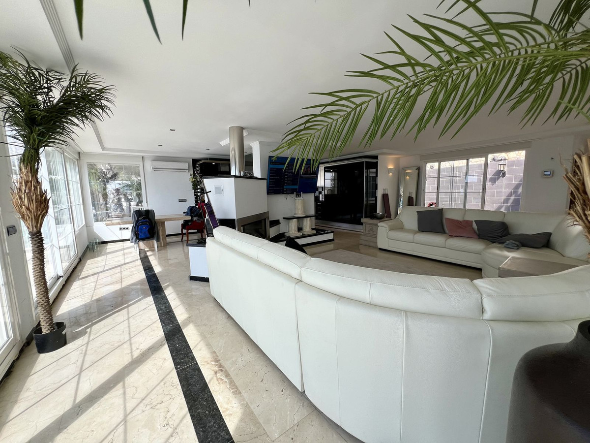 5 Bed Townhouse for sale in El Chaparral Costa Del Sol, Málaga, Spain