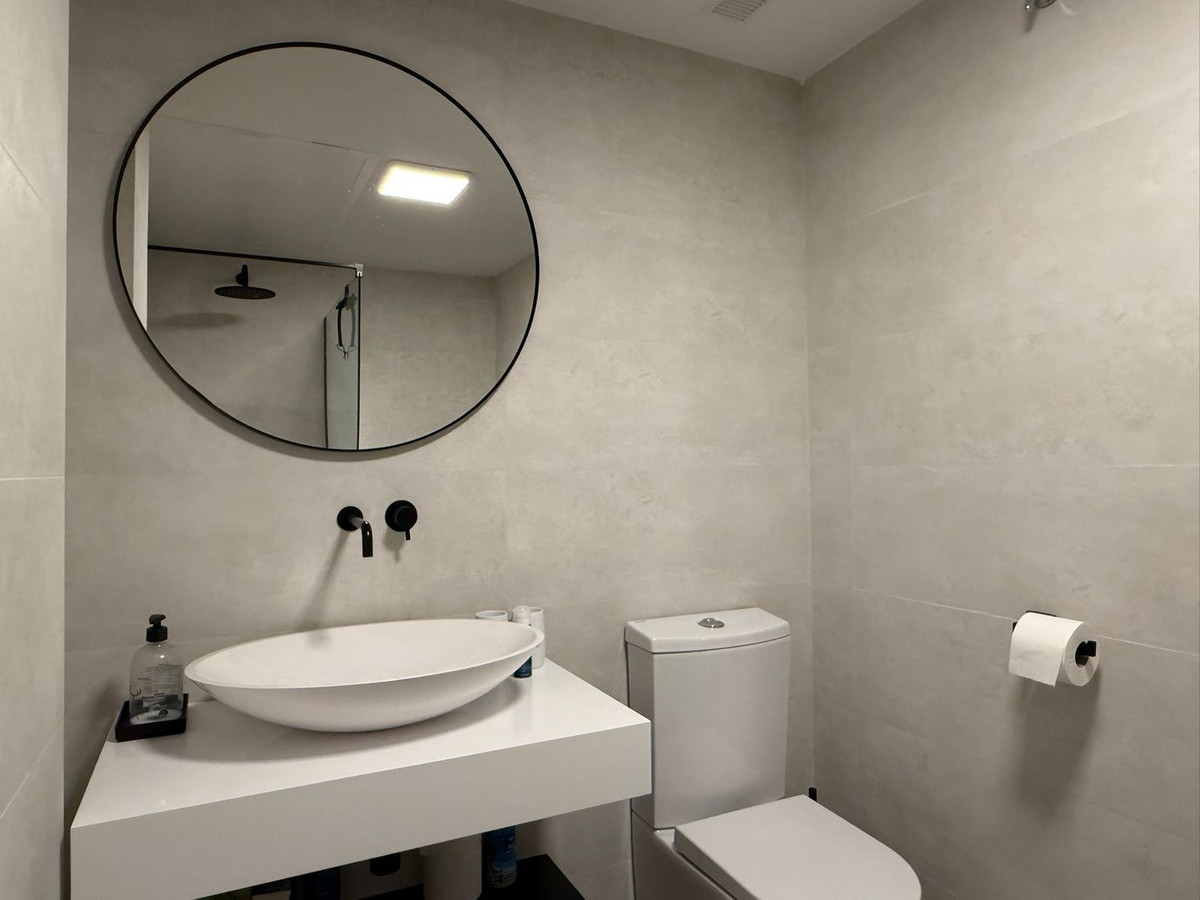 Se vende Apartamento Planta Baja de 2 dormitorios en Costa Del Sol, Málaga, España