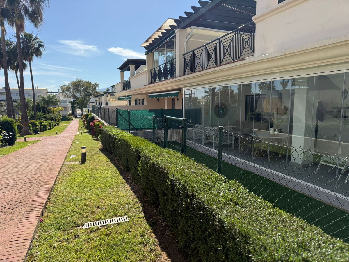 Se vende Apartamento Planta Baja de 2 dormitorios en Costa Del Sol, Málaga, España
