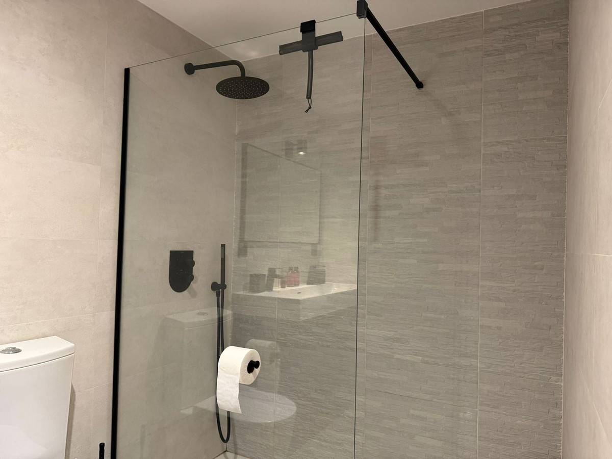 Se vende Apartamento Planta Baja de 2 dormitorios en Costa Del Sol, Málaga, España