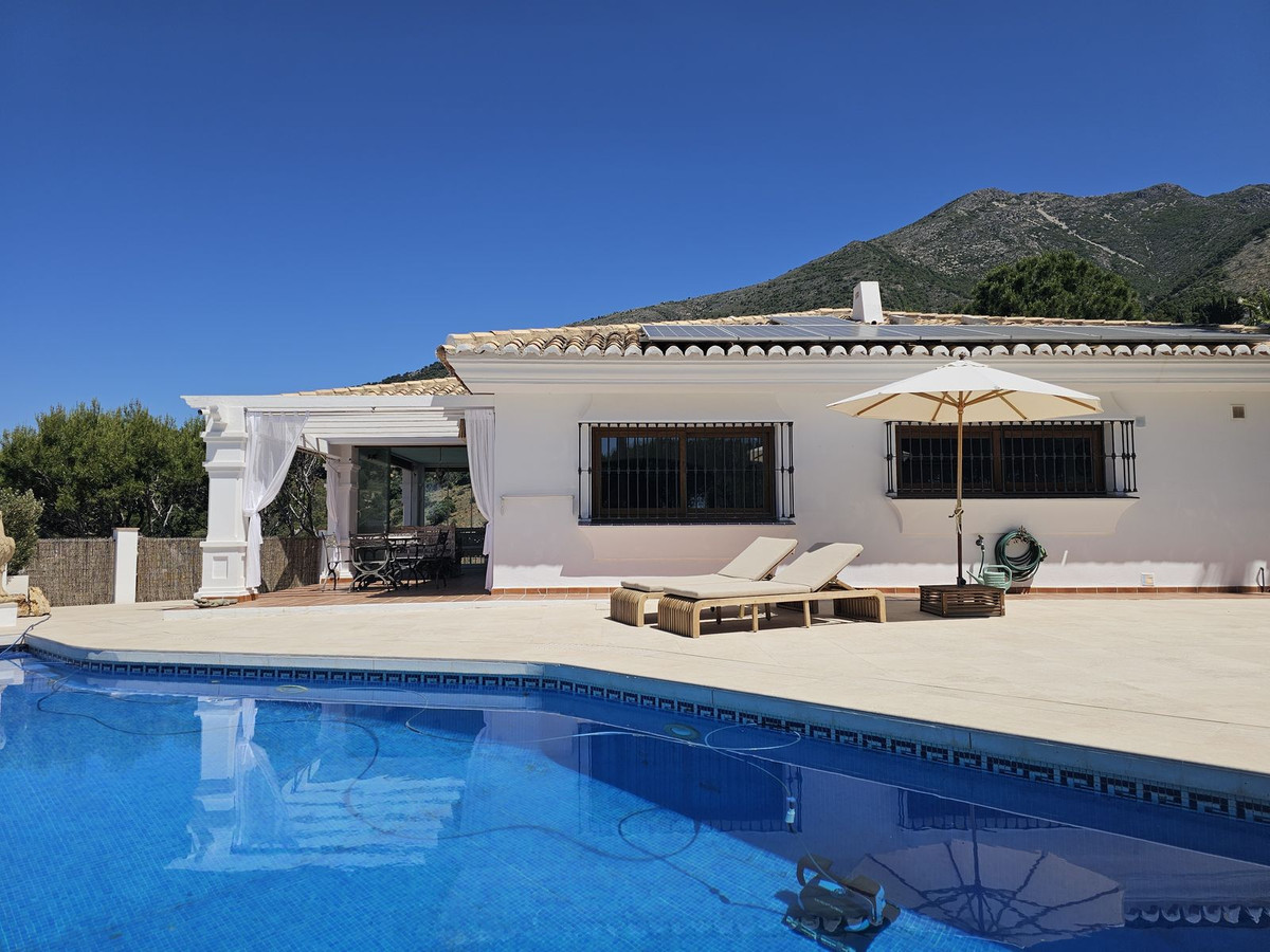 4 Bed Townhouse for sale in Mijas Costa Del Sol, Málaga, Spain