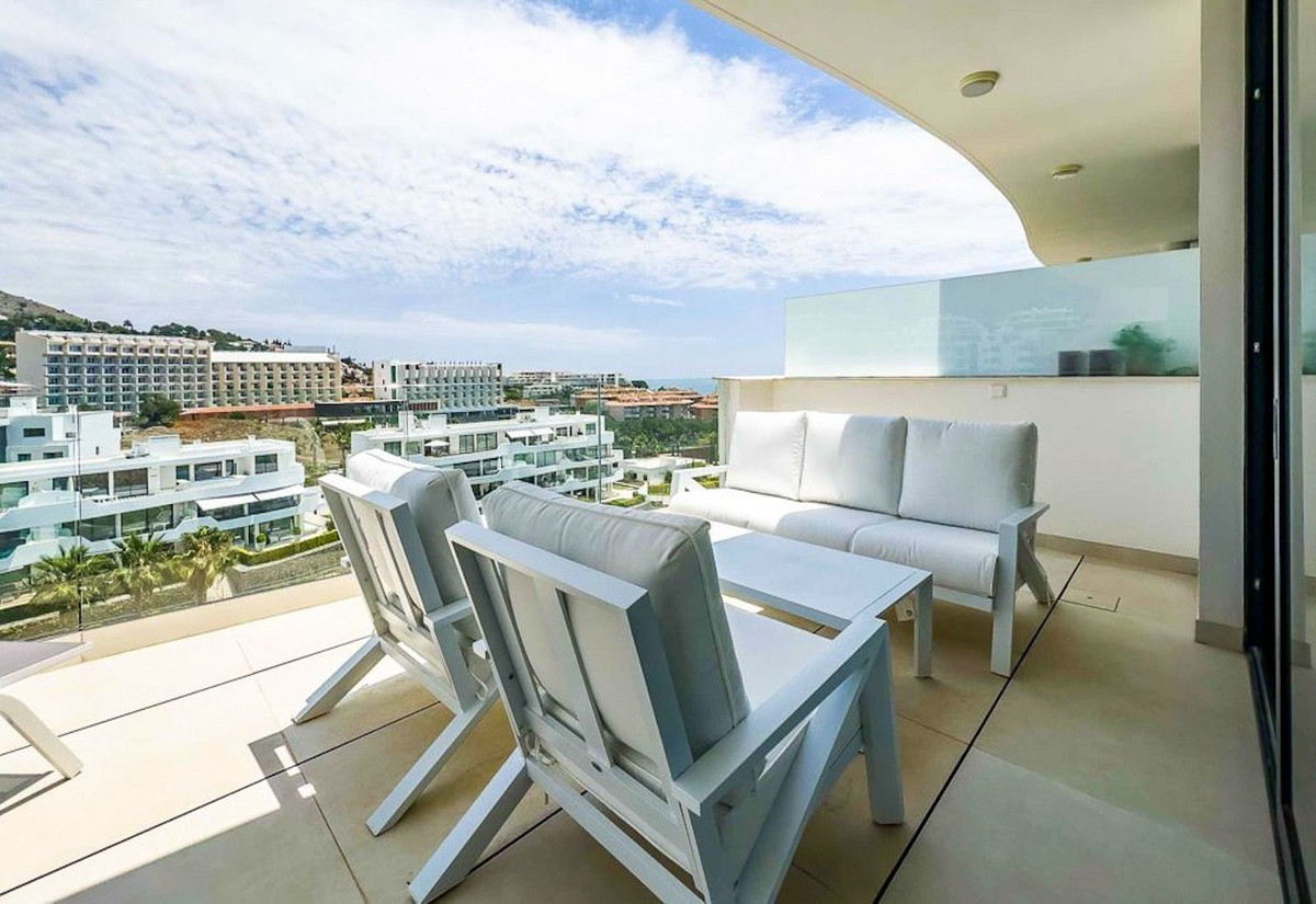 2 Bed Apartment for sale in Fuengirola Costa Del Sol, Málaga, Spain