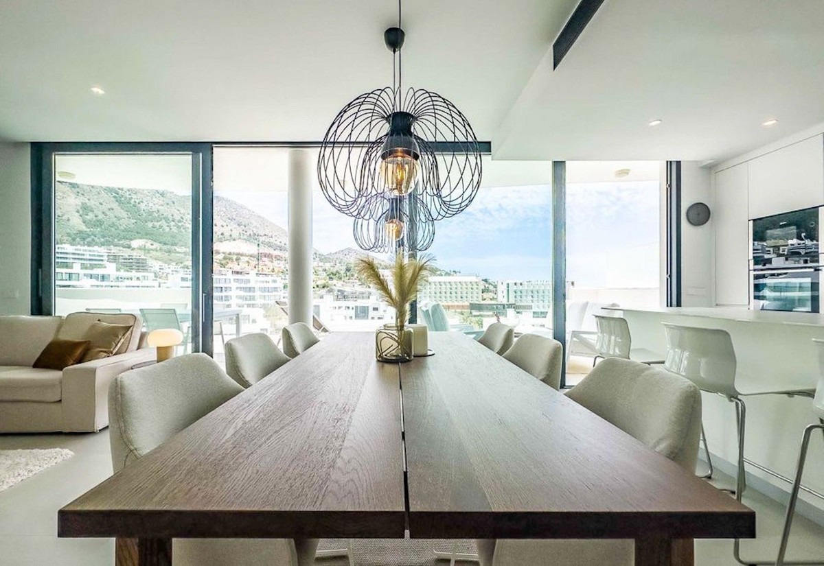 2 Bed Apartment for sale in Fuengirola Costa Del Sol, Málaga, Spain