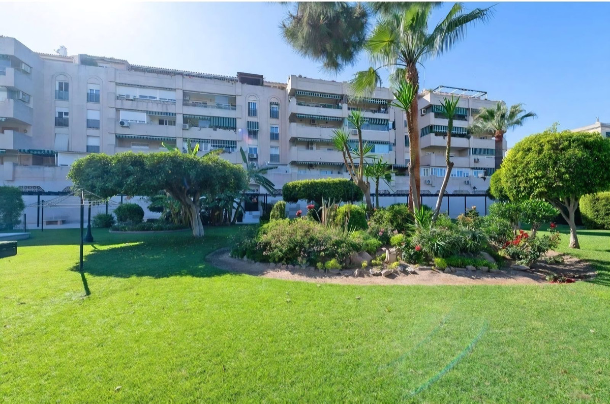 4 Bed Apartment for sale in Málaga Centro Costa Del Sol, Málaga, Spain
