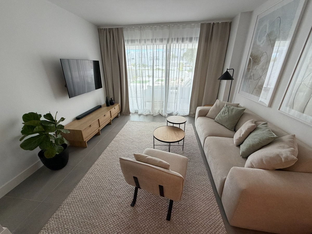 3 Bed Apartment for sale in Casares Costa Del Sol, Málaga, Spain