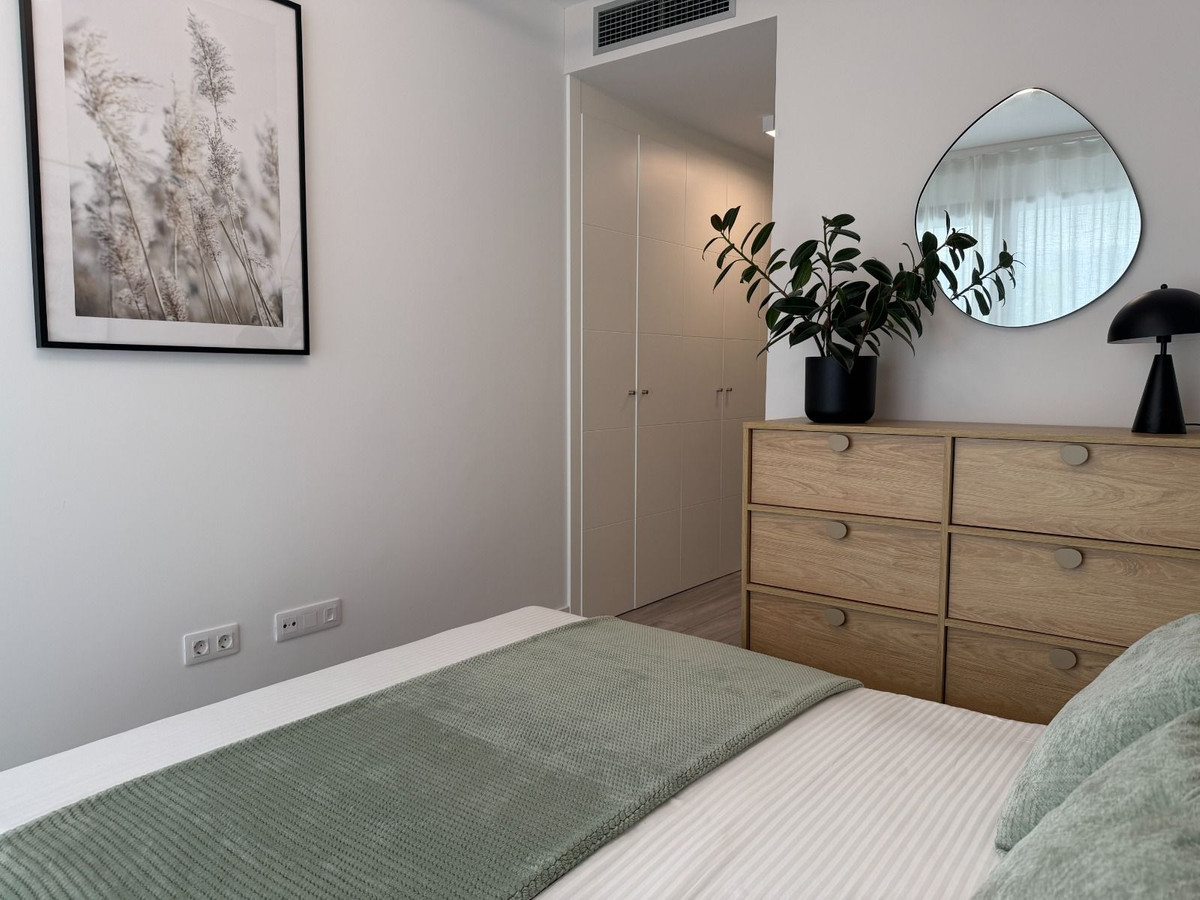 3 Bed Apartment for sale in Casares Costa Del Sol, Málaga, Spain