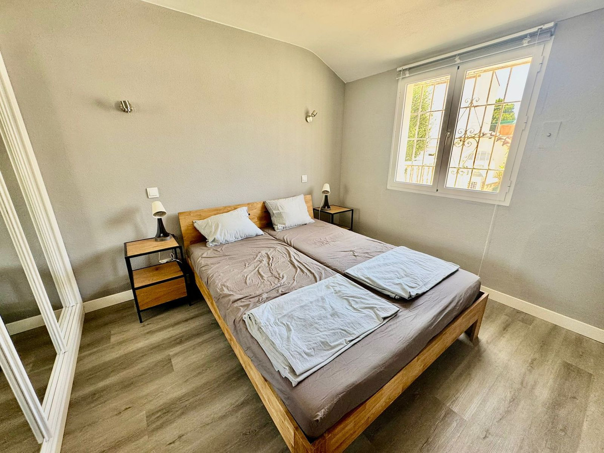 2 Bed Townhouse for sale in Calahonda Costa Del Sol, Málaga, Spain