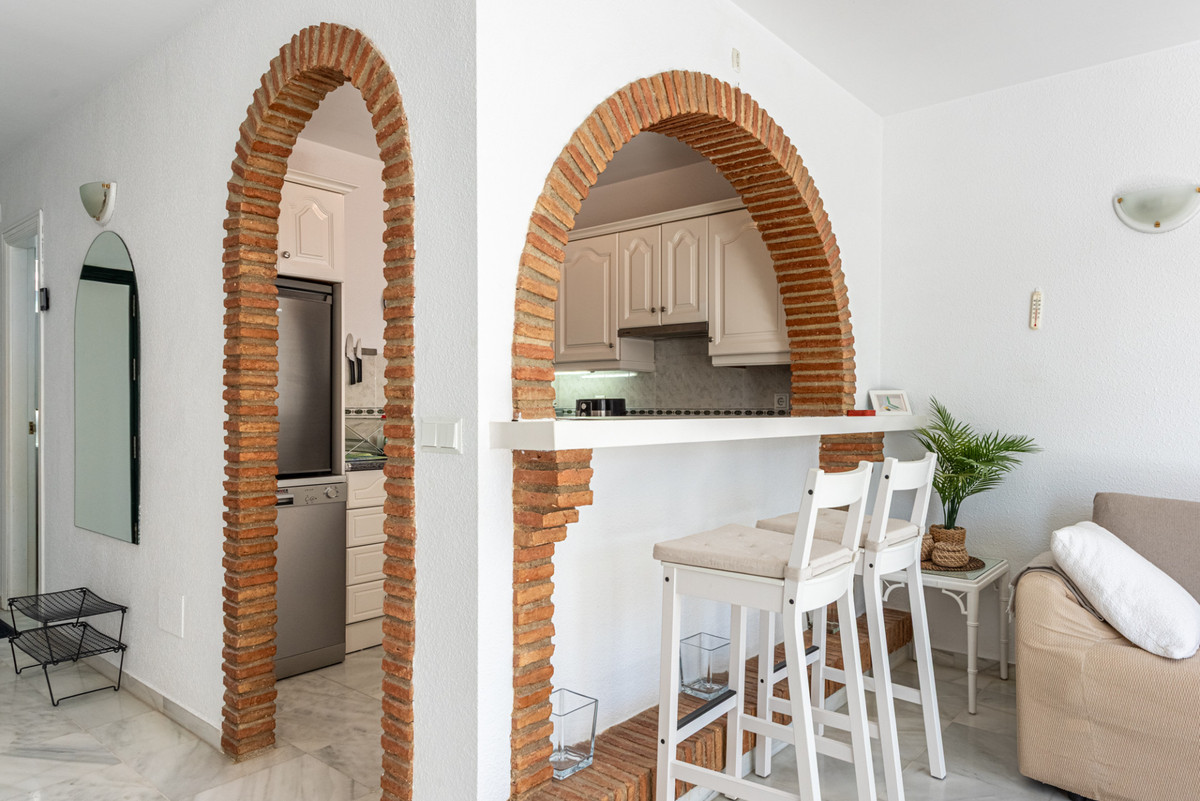 2 Bed Apartment for sale in Benalmadena Costa Costa Del Sol, Málaga, Spain