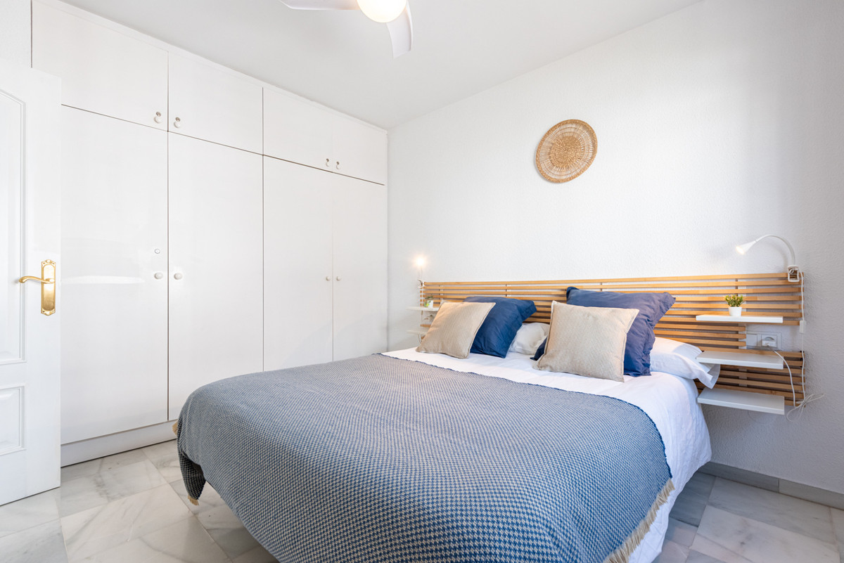 2 Bed Apartment for sale in Benalmadena Costa Costa Del Sol, Málaga, Spain