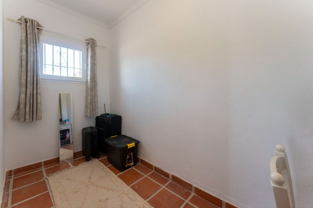 6 Bed Townhouse for sale in Alhaurín El Grande Costa Del Sol, Málaga, Spain