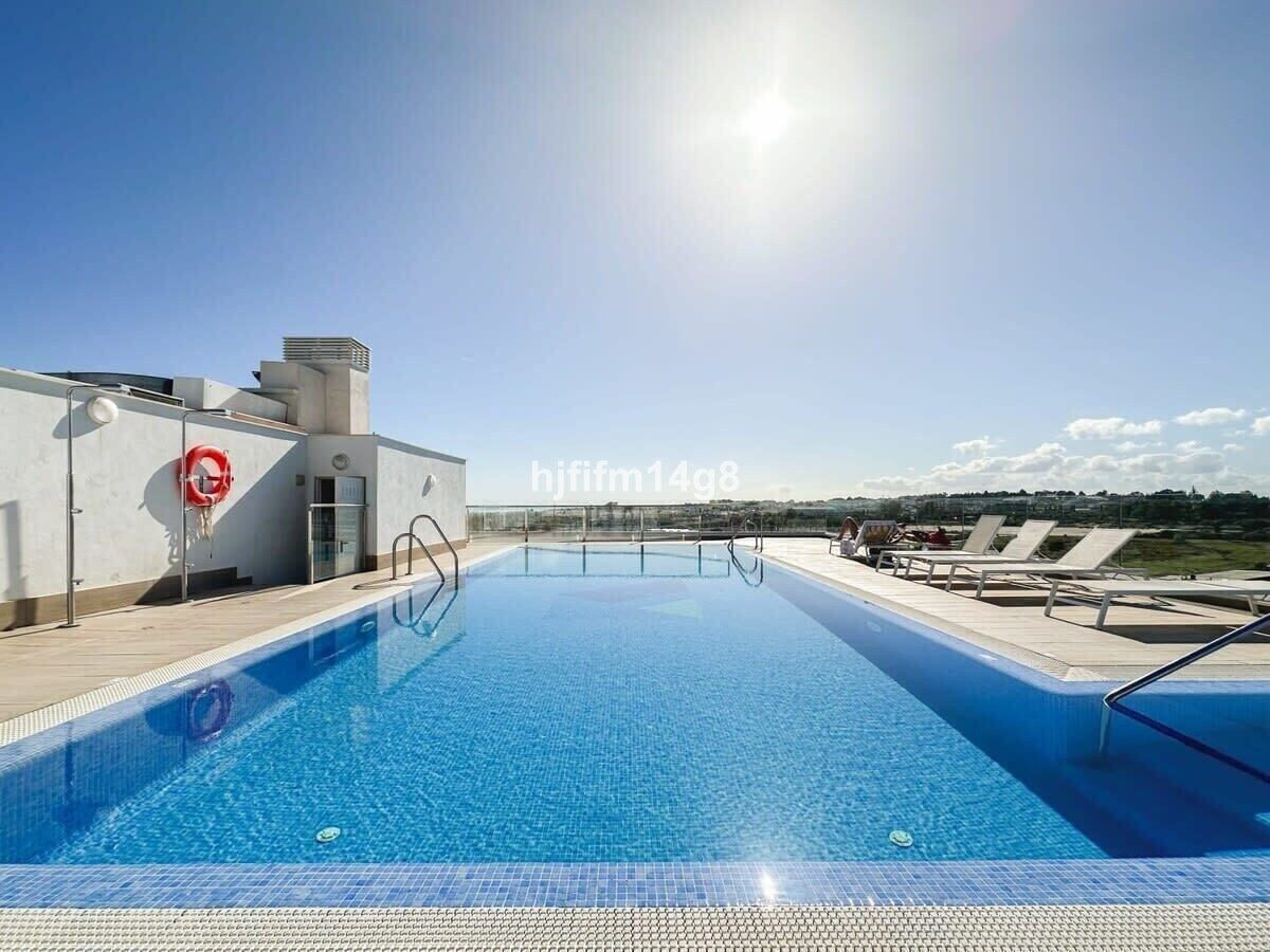 Se vende Apartamento Planta Media de 2 dormitorios en Costa Del Sol, Málaga, España