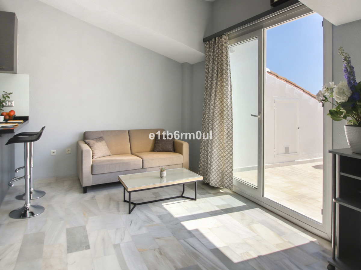 Apartment for sale in The Golden Mile Costa Del Sol, Málaga, Spain
