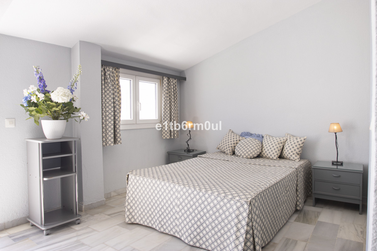 Apartment for sale in The Golden Mile Costa Del Sol, Málaga, Spain