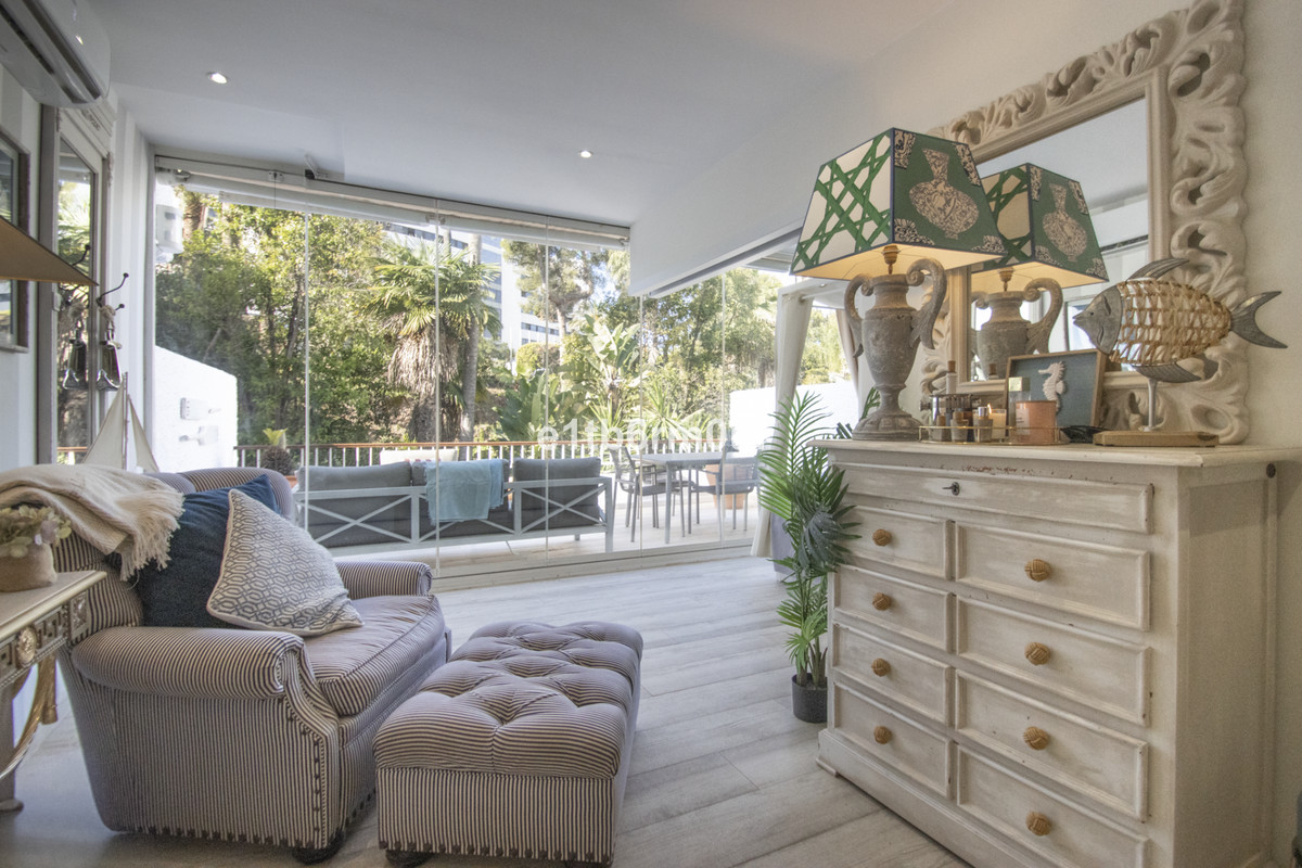 1 Bed Apartment for sale in The Golden Mile Costa Del Sol, Málaga, Spain