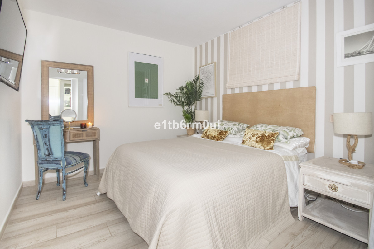 1 Bed Apartment for sale in The Golden Mile Costa Del Sol, Málaga, Spain