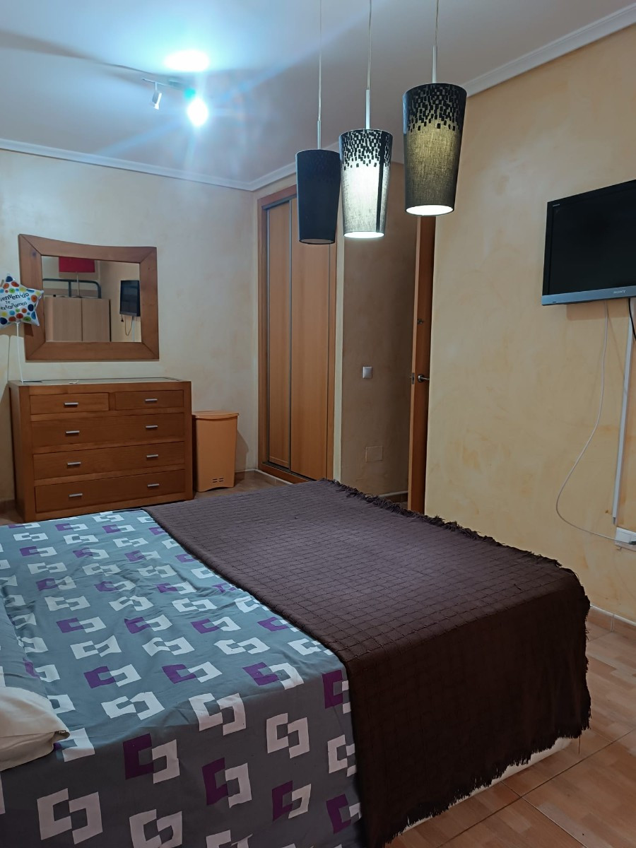 Se vende Apartamento Planta Media de 2 dormitorios en Costa Blanca, Alicante, España