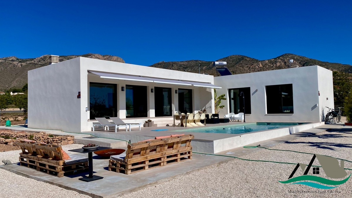 Se vende Villa - Chalet de 3 dormitorios en Costa Blanca, Alicante, España