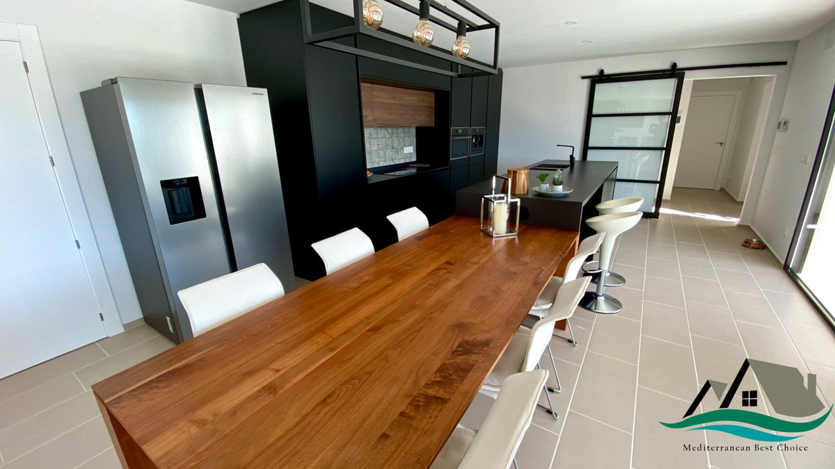 Se vende Villa - Chalet de 3 dormitorios en Costa Blanca, Alicante, España