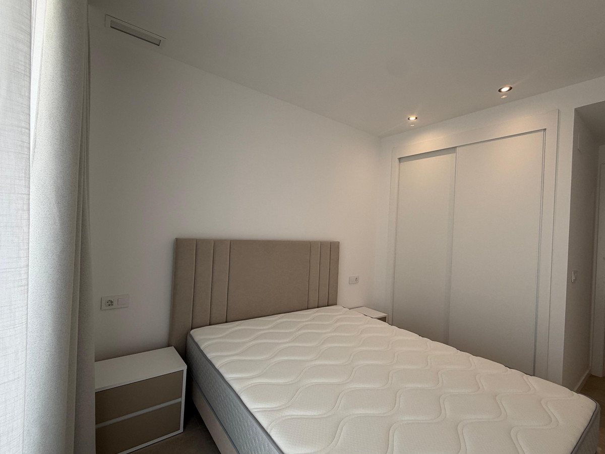 Se vende Apartamento Planta Media de 2 dormitorios en Costa Blanca, Alicante, España