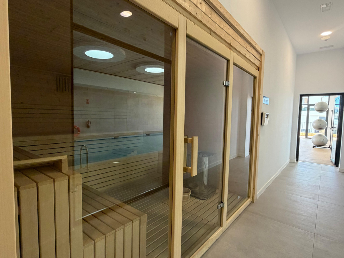 Se vende Apartamento Planta Media de 2 dormitorios en Costa Blanca, Alicante, España