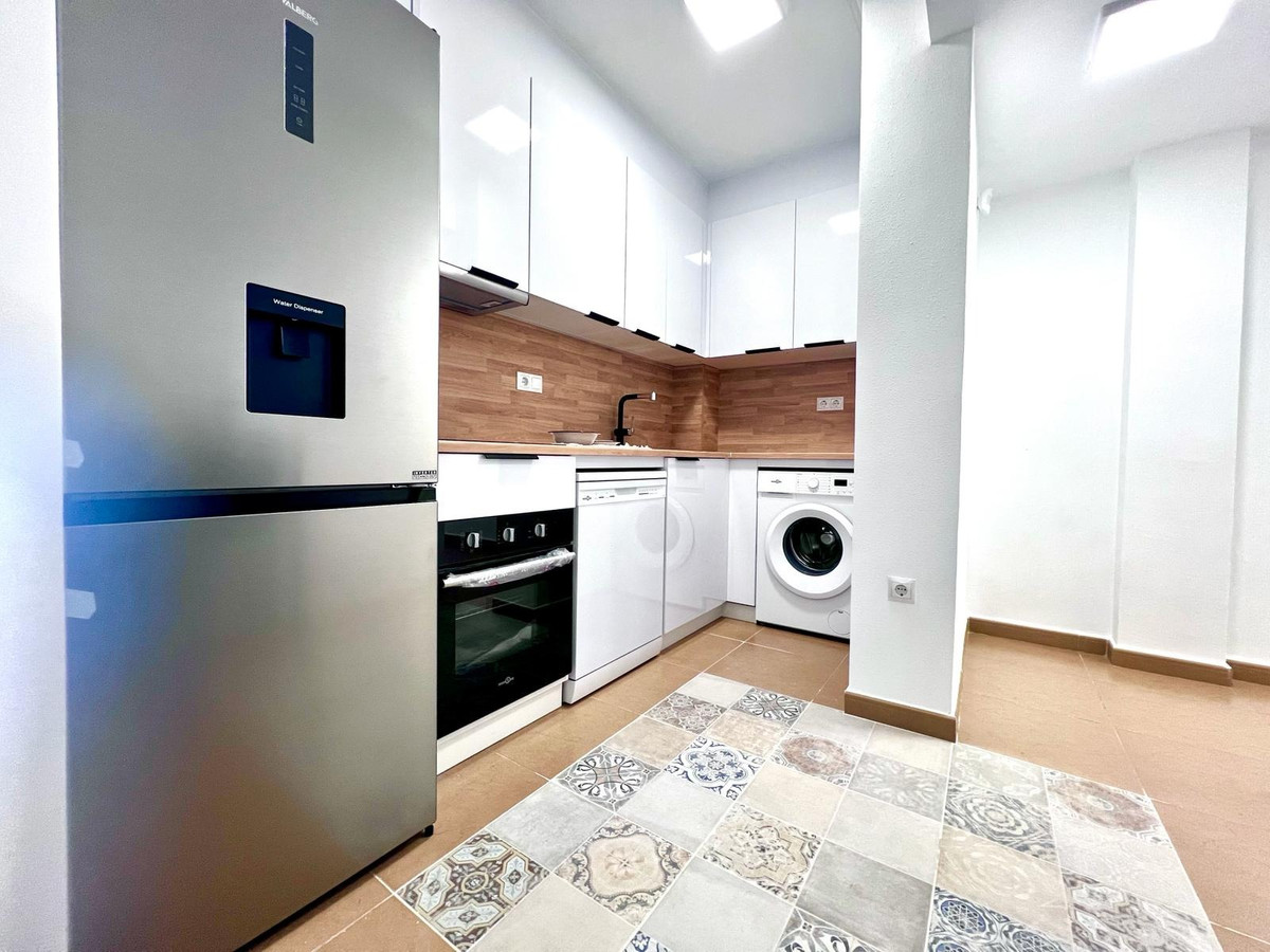 2 Bed Apartment for sale in Torrevieja Costa Blanca, Alicante, Spain