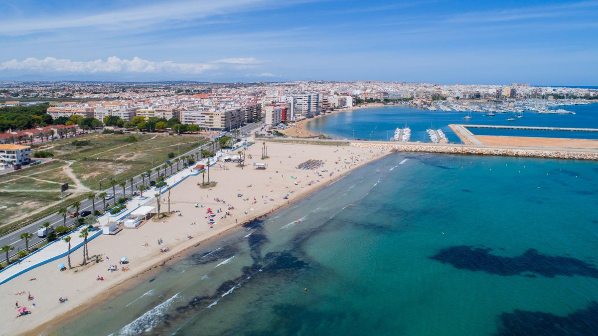 2 Bed Apartment for sale in Torrevieja Costa Blanca, Alicante, Spain