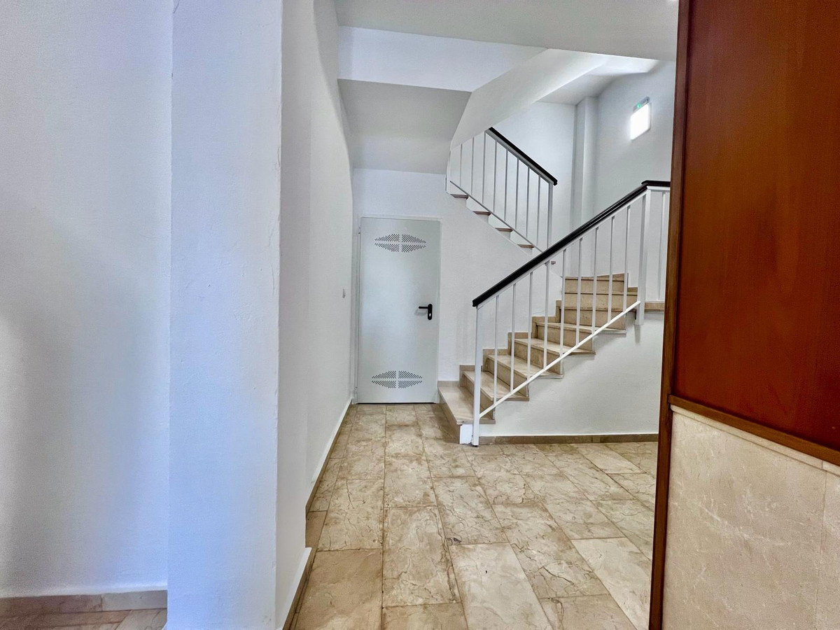 2 Bed Apartment for sale in Torrevieja Costa Blanca, Alicante, Spain