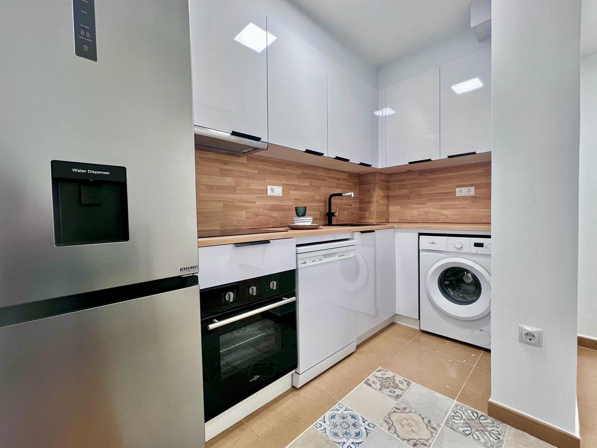 2 Bed Apartment for sale in Torrevieja Costa Blanca, Alicante, Spain