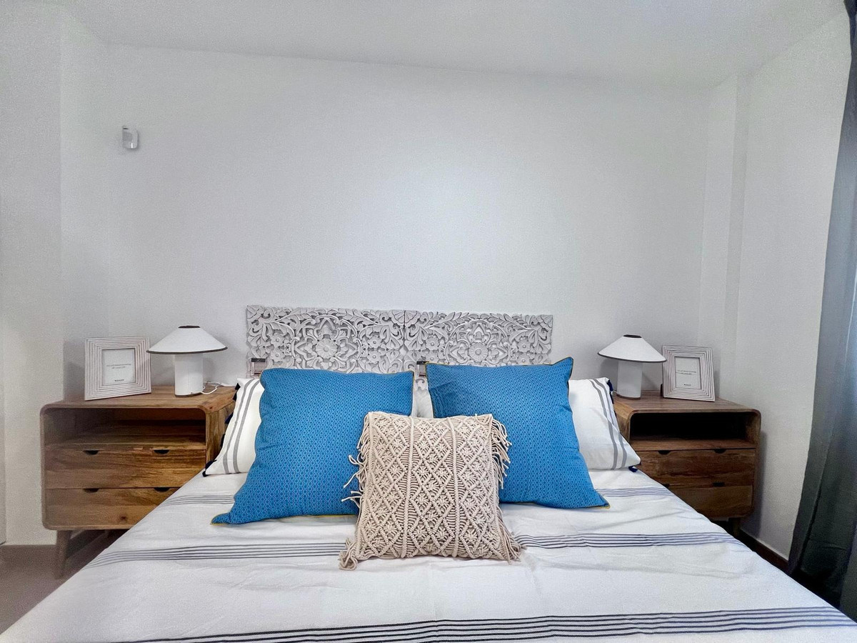 2 Bed Apartment for sale in Torrevieja Costa Blanca, Alicante, Spain